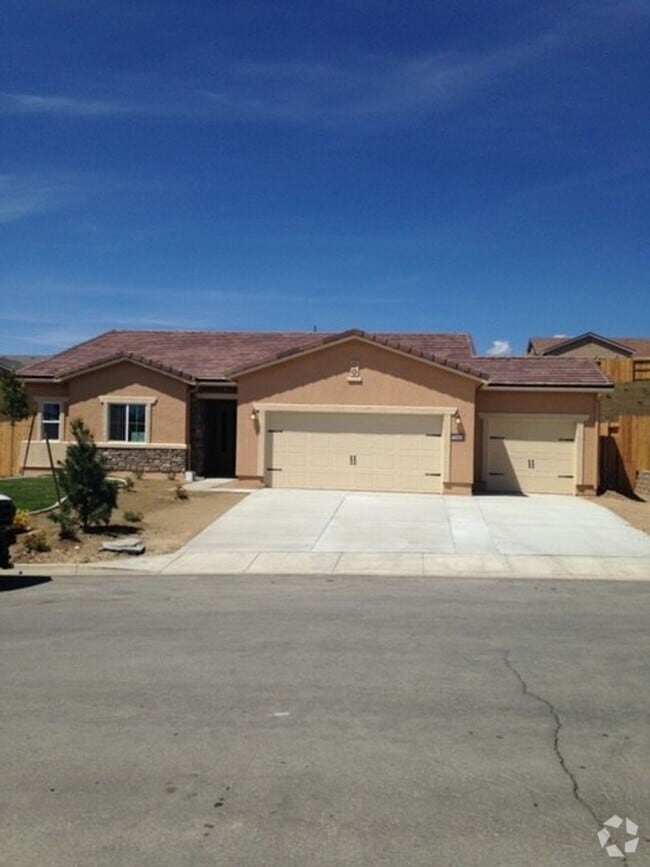 Building Photo - Canyon Hills