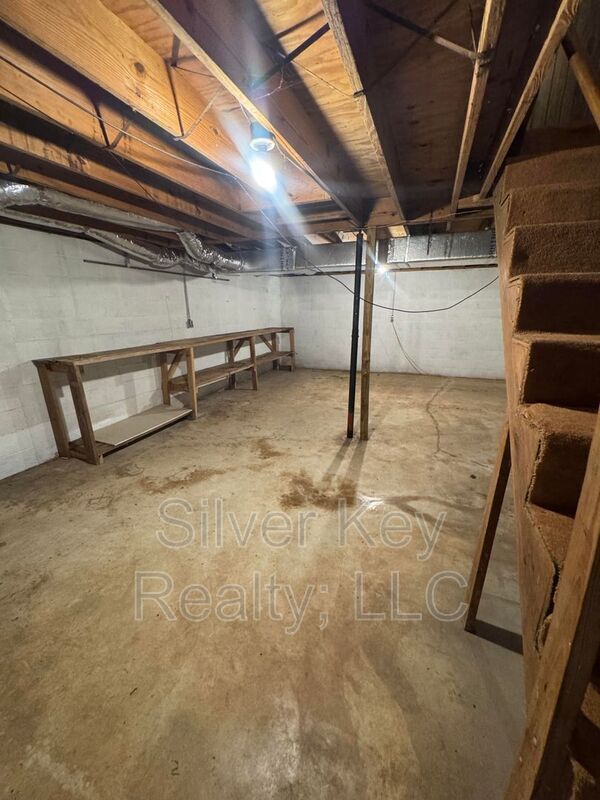 Building Photo - 397 Co Rd 189