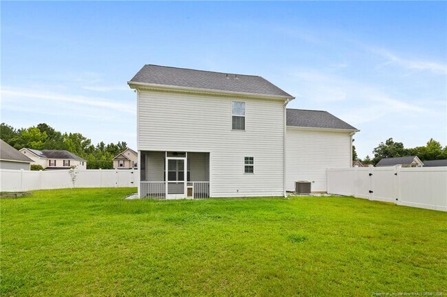Building Photo - 118 Newport Ct