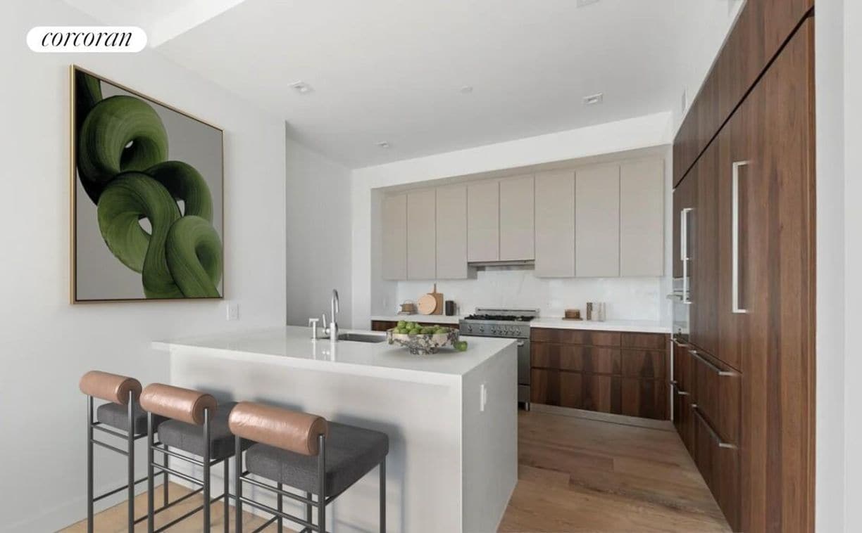 Building Photo - 360 E 89th St