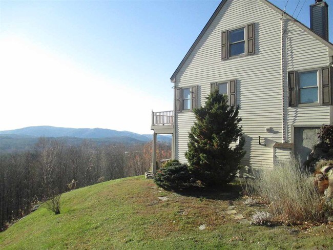 Building Photo - 37 Birch Ln