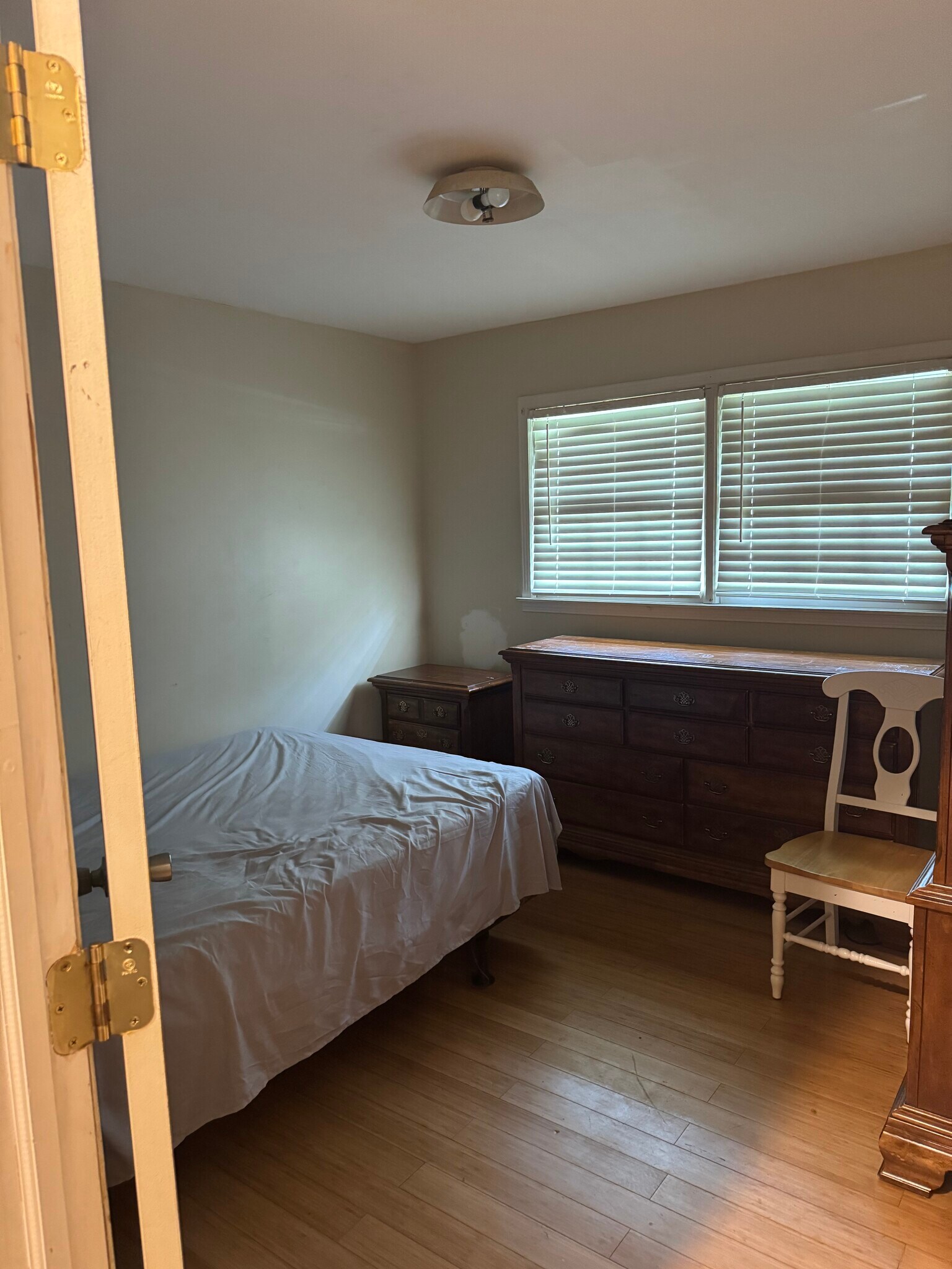 Bedroom - 4610 Weyburn Ln