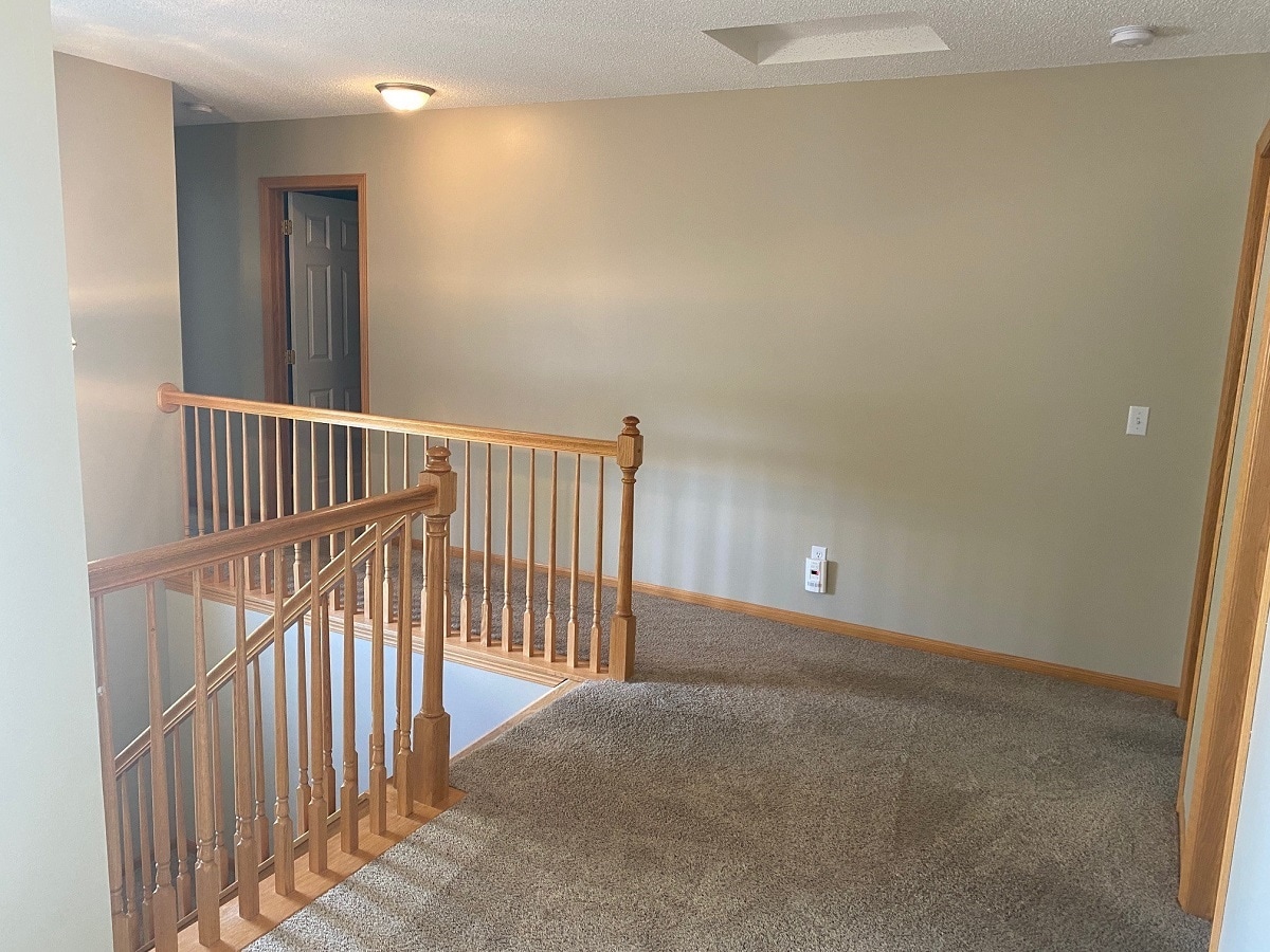 Building Photo - 7874 Garland Ln N