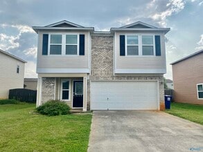 Building Photo - 3129 Lakeland Dr SW