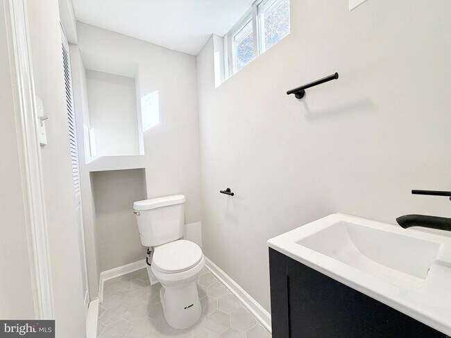 Building Photo - 5307 Kepler Ln