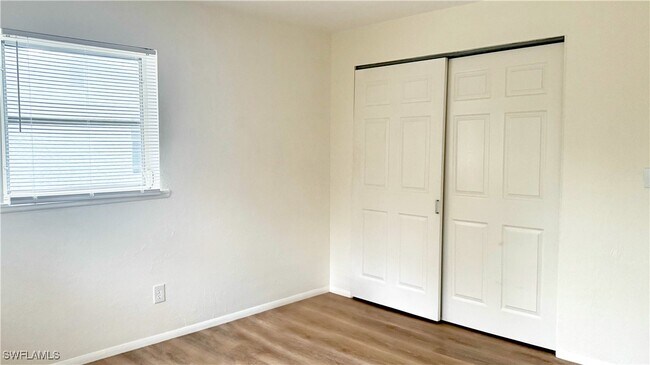 Building Photo - 757 95th Ave N