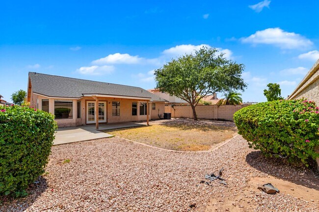 Building Photo - 7842 W Boca Raton Rd