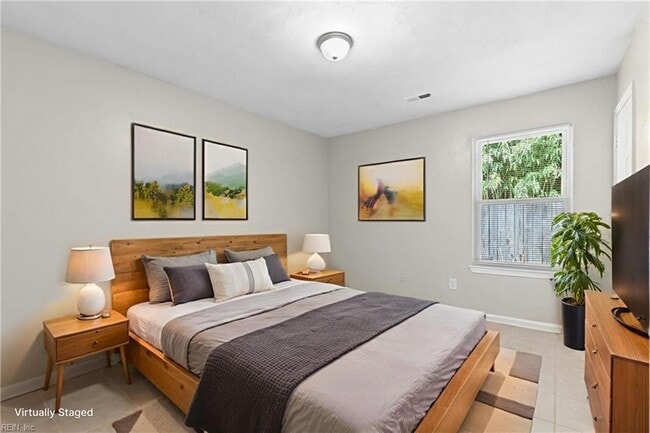 Building Photo - 6048 Brookwood Dr