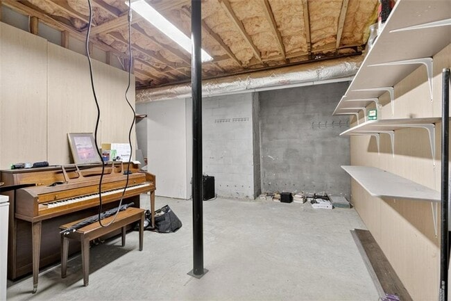 Building Photo - 2222 Amber Creek Trail