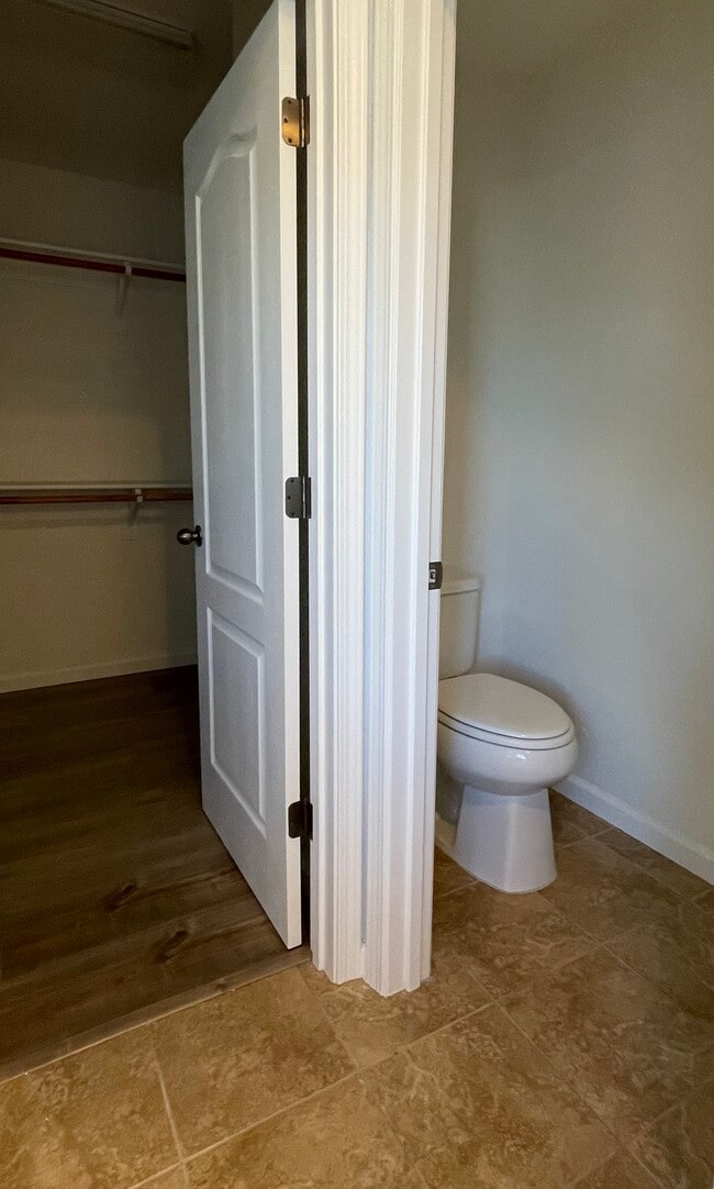 Building Photo - 9748 Collie Way