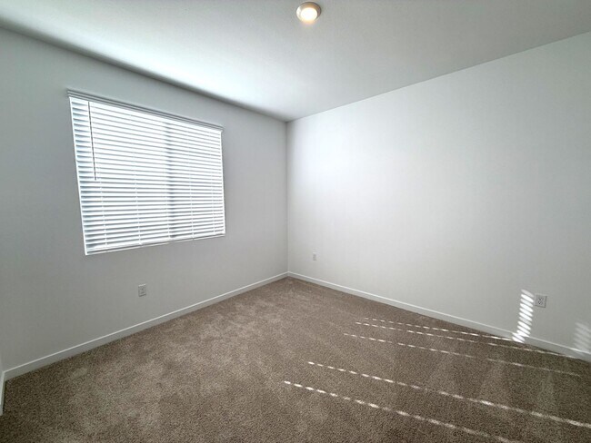 Building Photo - Highly Sought After Menifee Single Story-Just In Time for Summer