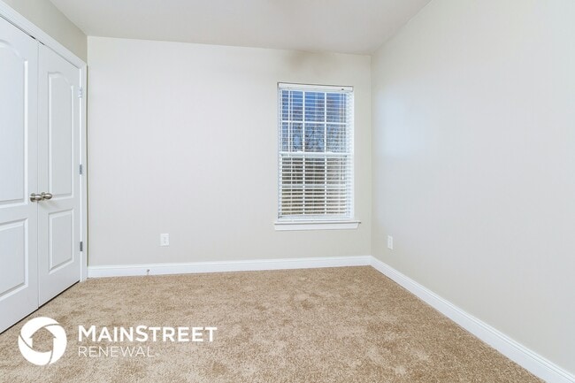 Building Photo - 6960 Scarlet Ridge Dr