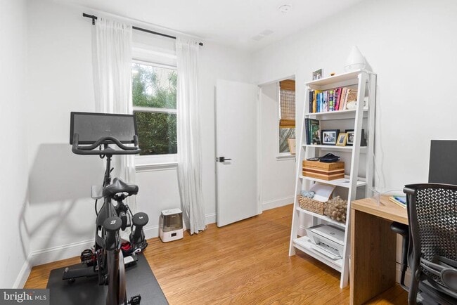 Building Photo - 1704 Naudain St