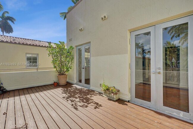 Building Photo - 1512 Pennsylvania Ave