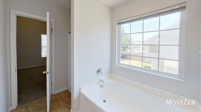Building Photo - 1205 Ricochet Dr