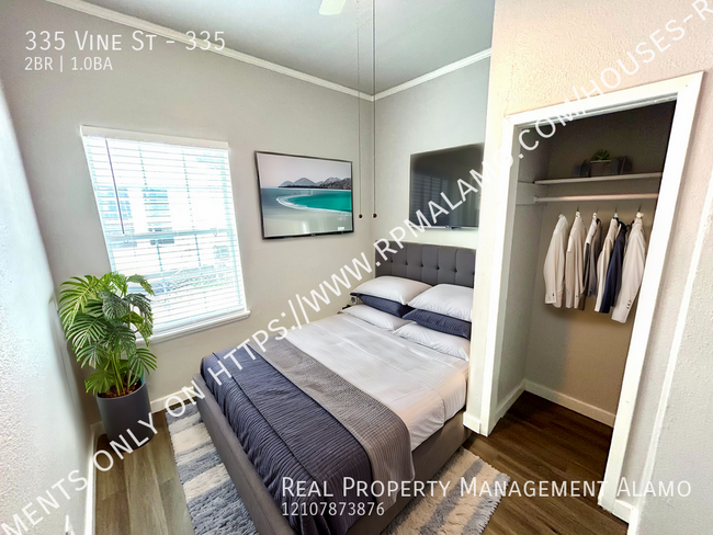 Building Photo - *MOVE IN SPECIAL* AVAILABLE NOW! 2 Bedroom...