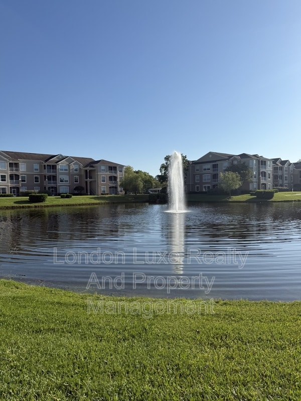 Building Photo - 7990 Baymeadows Rd