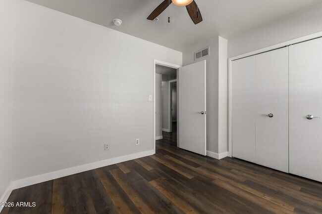 Building Photo - 15014 N 20th St