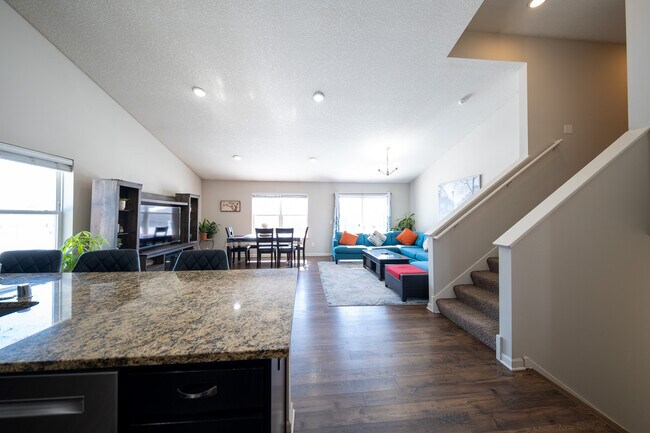 Building Photo - 8525 Titanium Cir