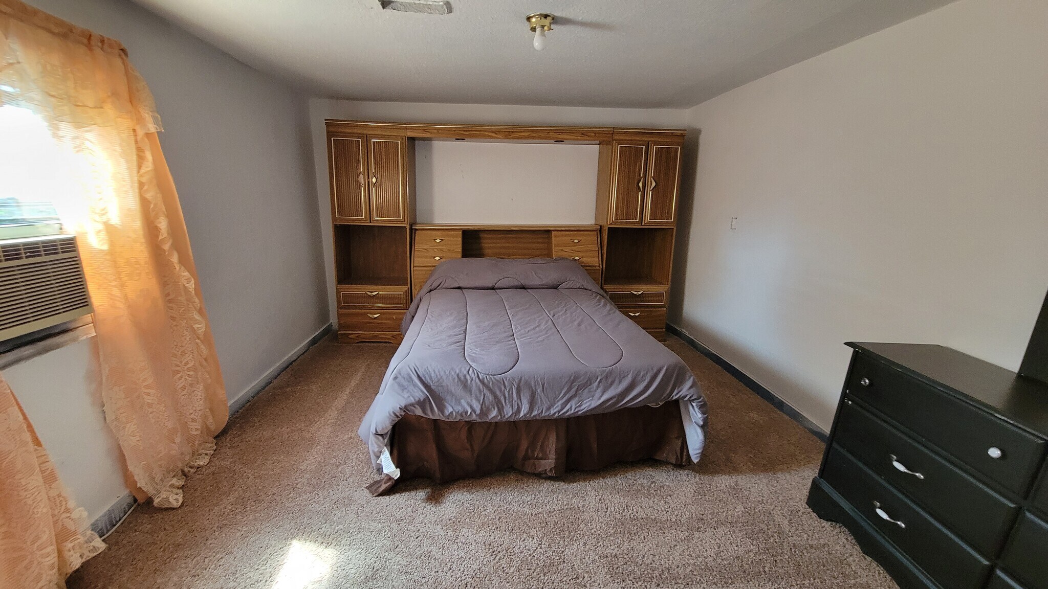 3rd bedroom - 608 California St