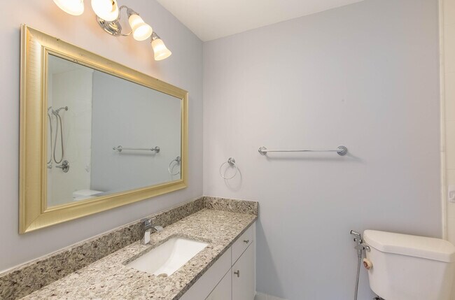 Building Photo - 12622 White Coral Dr