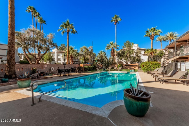 Building Photo - 7401 E Northland Dr