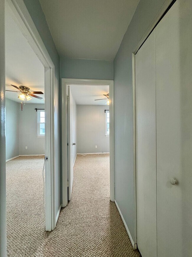 Building Photo - Charming 3 Bedroom/2 Bathroom in Essex, MD!