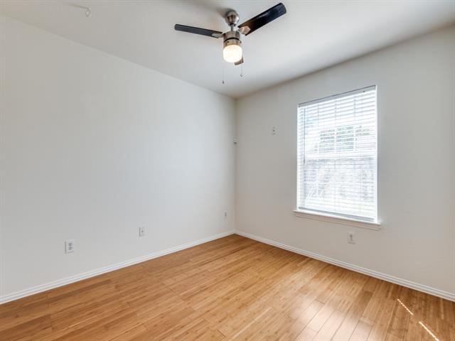 Building Photo - 1951 Bayside St