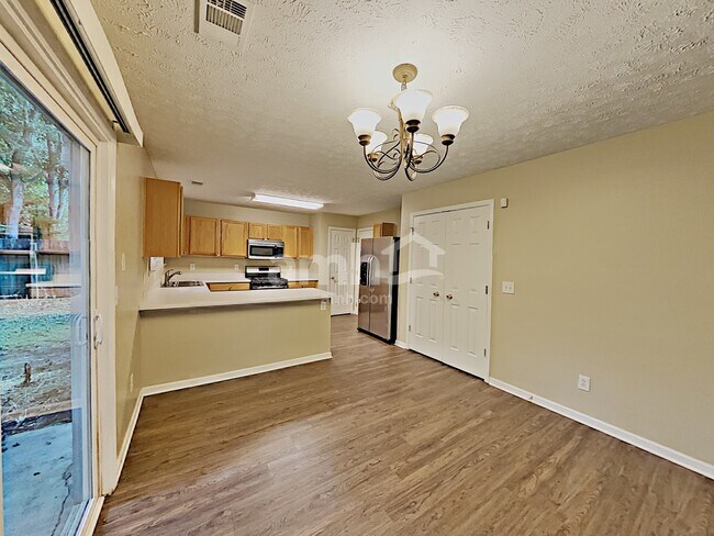 Building Photo - 315 Westminster Dr