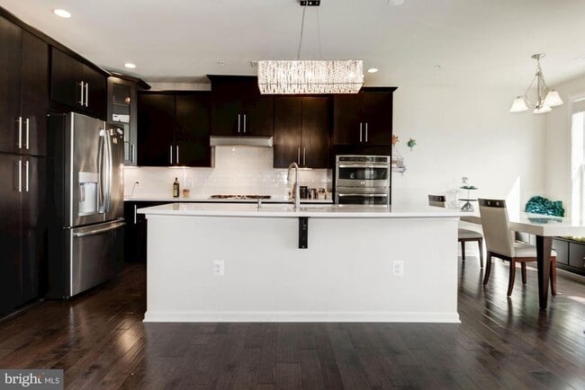 Building Photo - 23540 Belvoir Woods Terrace