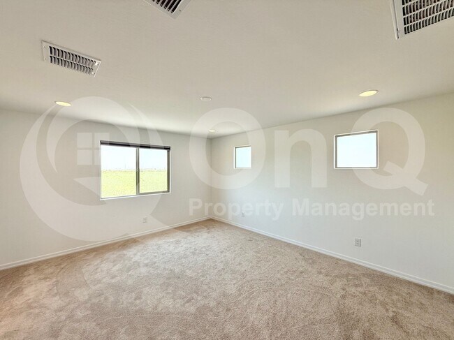 Building Photo - 11216 S 56th Ln