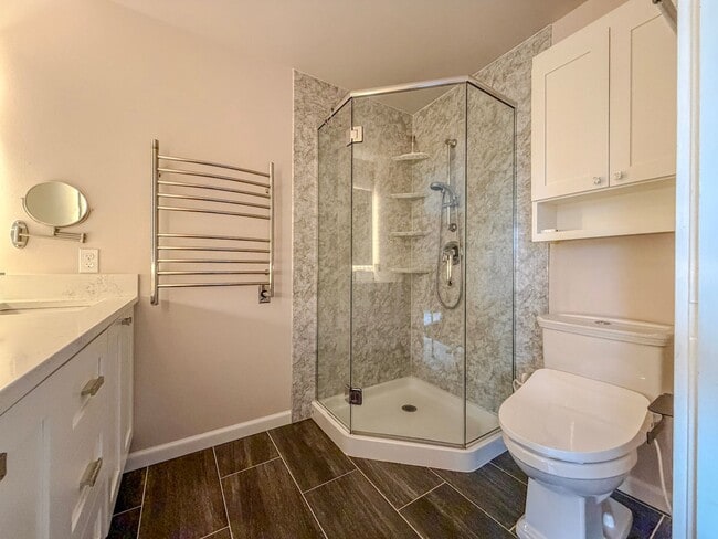 Building Photo - Contemporary 3bd/2.5bth Magnolia Townhome, $4,250/mo.