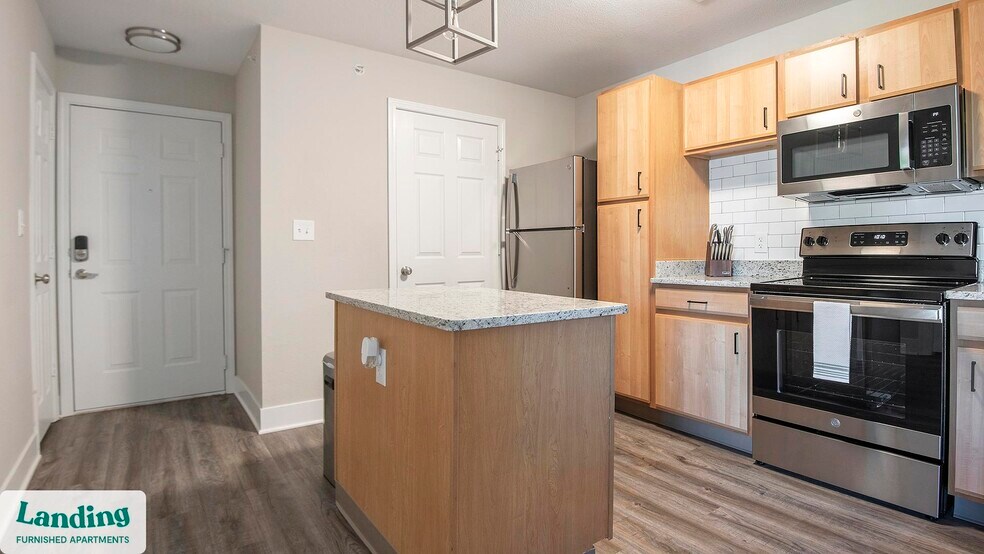 Building Photo - 400 Legends Terrace Dr