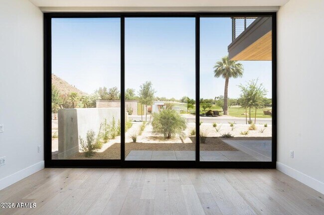 Building Photo - 6321 E Phoenician Blvd