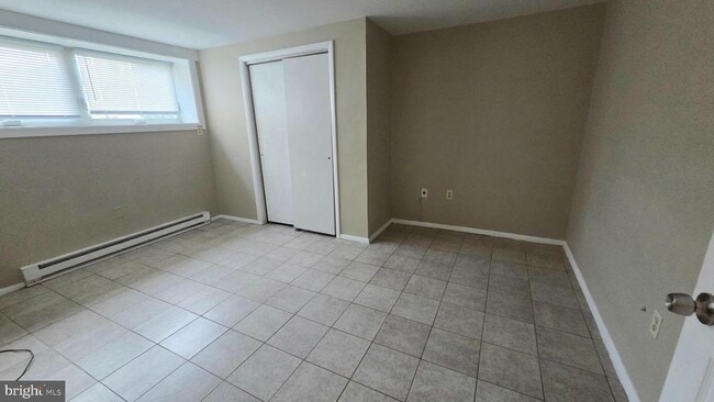 Building Photo - 4400 4th St