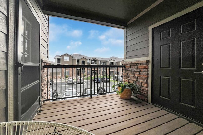 Porch - 3035 Blue Sky Cir