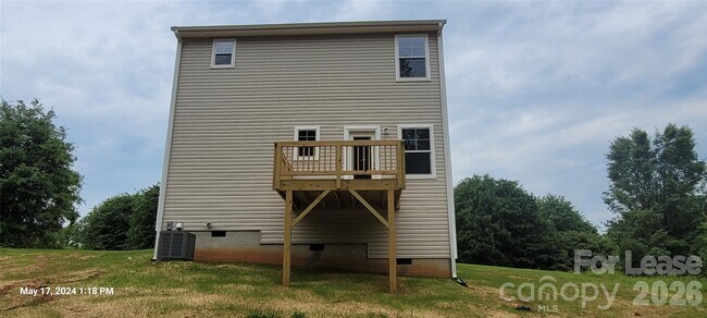 Building Photo - 133 Slate Dr