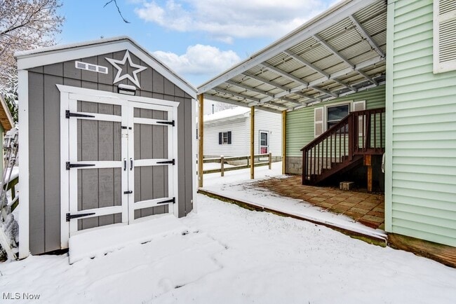 Building Photo - 301 Bogart Rd