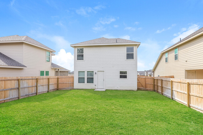 Building Photo - Somerset Trails - 3743 Somers Crest, San A...