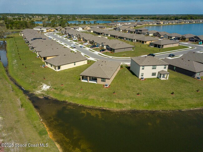 Building Photo - 1753 Farmhouse Rd SE
