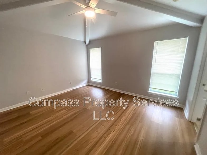 Building Photo - 2924 Palomino Trail