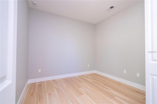 Building Photo - 49 Santa Fe St