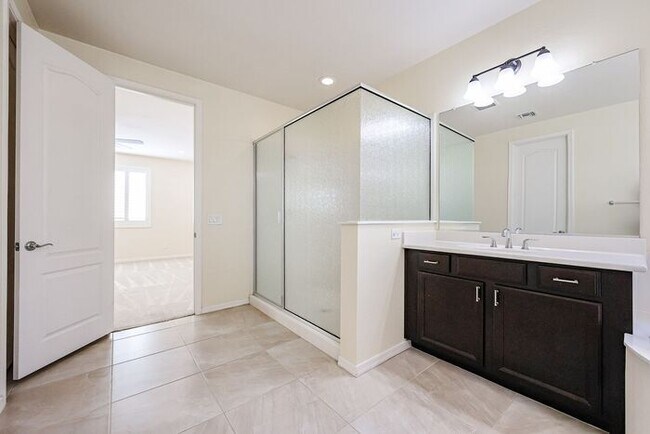 Building Photo - Stunning home located in the heart of Chandler, AZ!