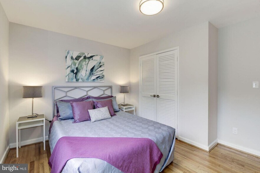 Building Photo - 4004 Beecher St NW