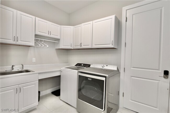 Building Photo - 8191 Lucello Ter S