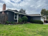 Building Photo - 3 bed/2 bath Jose Home Near HW 85 at Almad...