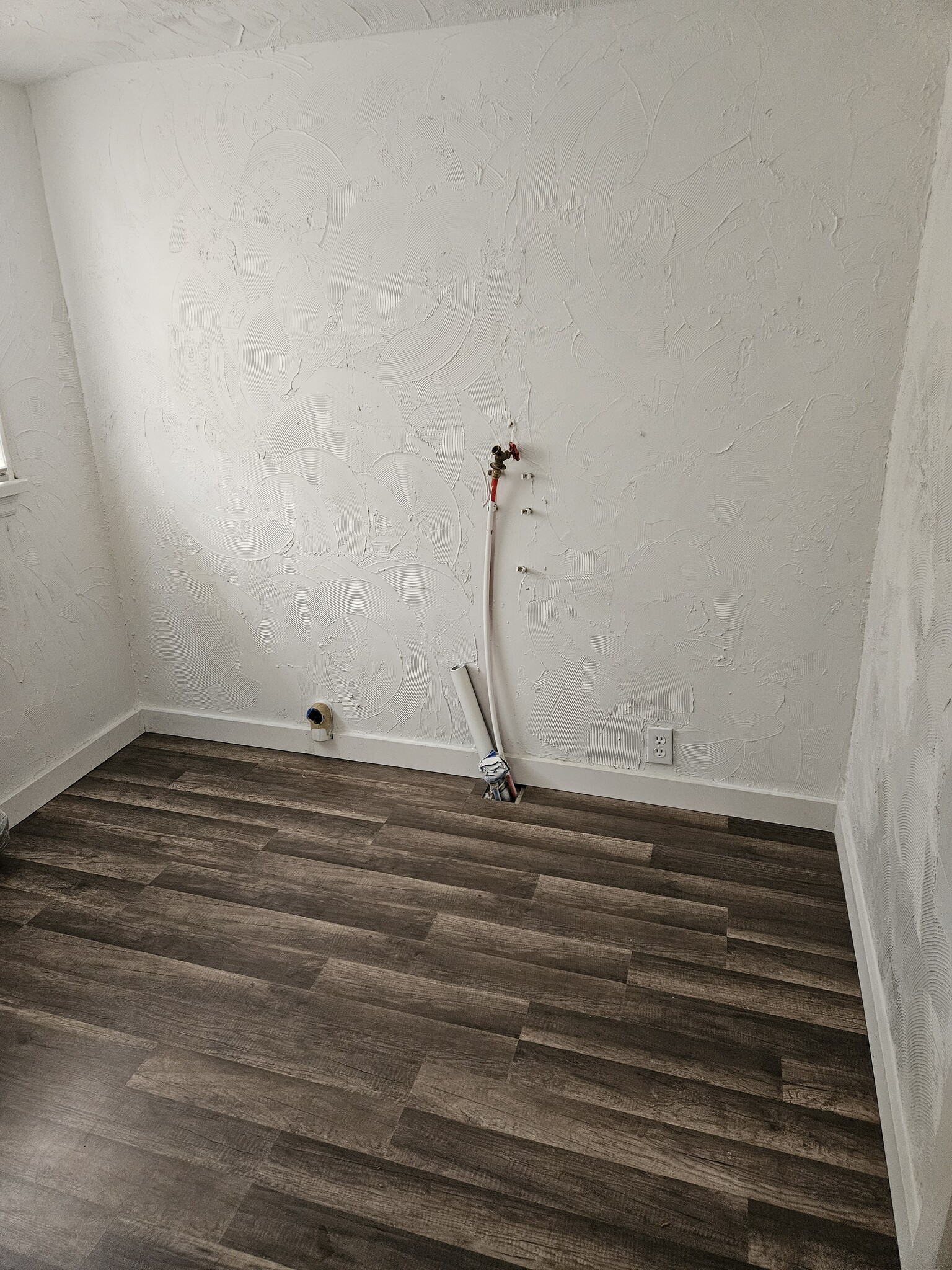 Building Photo - 1037 2nd St