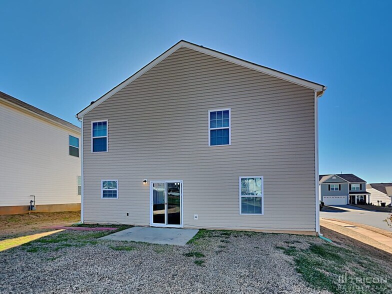 Building Photo - 2640 Cider Ridge Rd