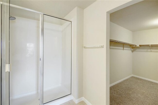Building Photo - 5817 Roderick Dr