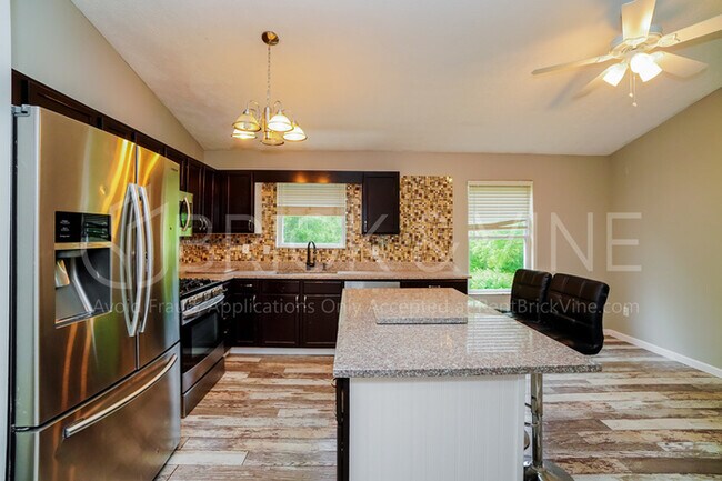 Building Photo - 1628 Westmeadow Drive